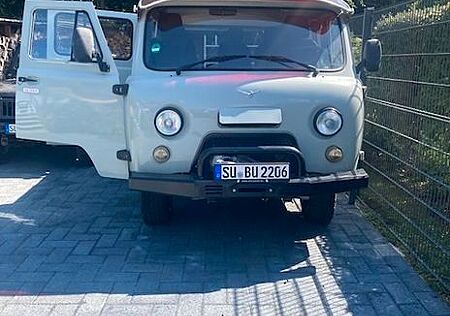 Andere UAZ Buchanka Typ 2206