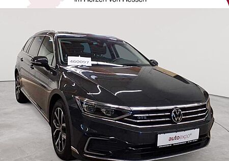 VW Passat Variant Volkswagen Hybrid GTE PANO MATRIX