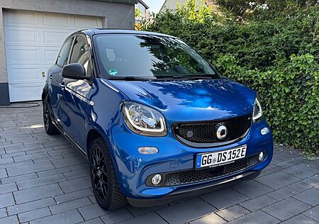 Smart ForFour EQ Elektro mit Faltdach/Cabrio, Navi