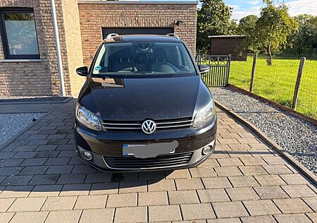 VW Touran Volkswagen 2.0 TDI 130kW DSG Highline