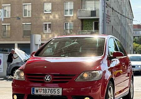 VW Golf Plus Volkswagen 2.0 TDI DSG Highline Sportline