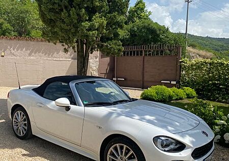 Fiat 124 Spider