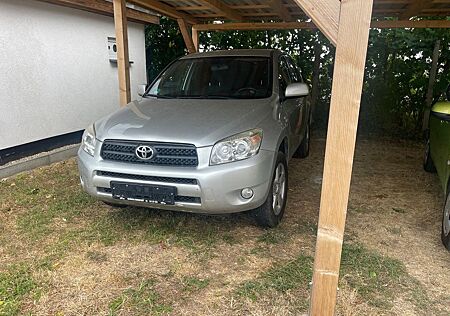 Toyota RAV 4 2.2-l-D-4D 4x4 Executive