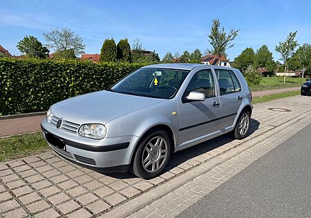 VW Golf Volkswagen 1.6 SR, Automatik, NUR 88.000 KM