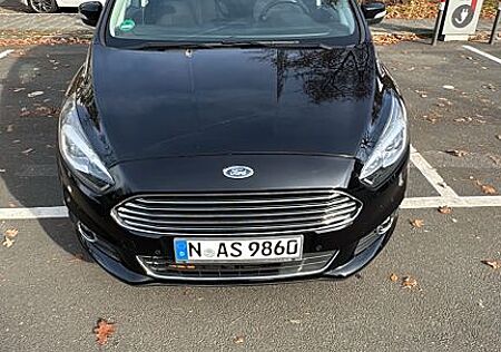 Ford S-Max 2,0 EcoBlue 140kW Titanium Auto Titanium
