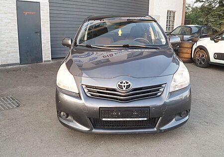 Toyota Verso Edition Klimaauto Pano-D PDC Alufelgen