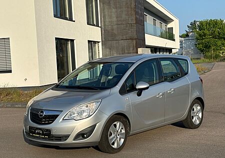 Opel Meriva 1.4/Klima/AHK/Tüv+Service neu/Gepflegt