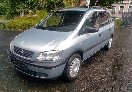 Opel Zafira 1.8 16V Comfort Comfort