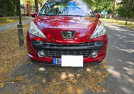 Peugeot 207 1.6 16V TÜV 02/2026 2. Hand