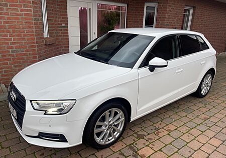 Audi A3 Sportback35TFSI design 150 Ps Navi Led VIRUAL