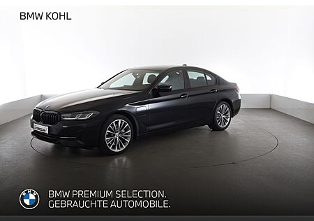 BMW 545 e xDrive Limousine Parkassistent Ambientebel