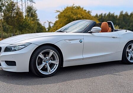 BMW Z4 sDrive20i M-Paket *ZIMTBRAUN*XEN*18"*NAVIPROF