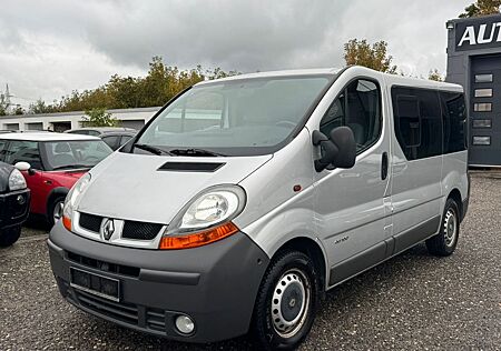 Renault Trafic Combi L1H1 2,9t verglast (8 Sitzplätze)
