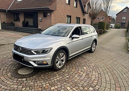VW Passat Alltrack Volkswagen 2.0 TDI SCR 140kW DSG 4MOT A...