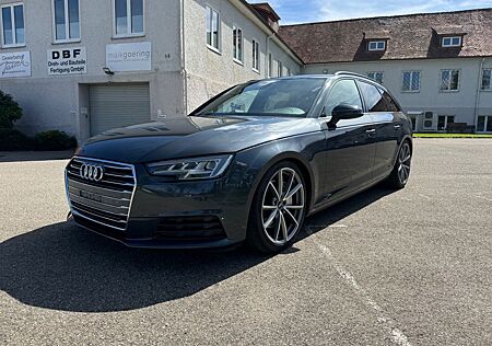 Audi A4 Avant quattro /Tiptronic/Standheizung/Matrix