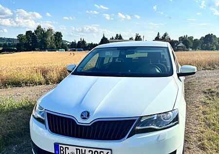 Skoda Rapid 1.0 TSI Drive Spaceback Drive