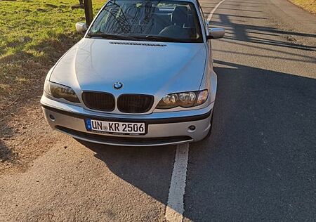 BMW 320i E46