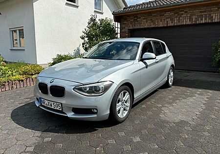 BMW 118d - TüV neu, Öl & Bremsen & Scheiben neu