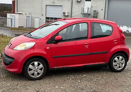 Peugeot 107 1.0 *KLIMAANLAGE*EURO.4*5.TÜRIG*1.HAND*