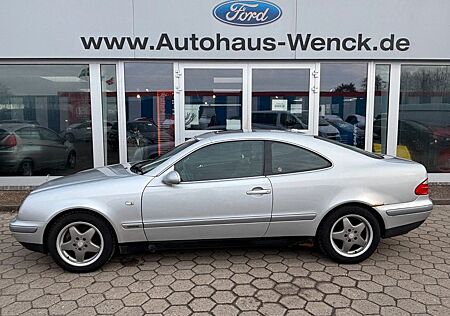Mercedes-Benz CLK 200 *KLIMA*el.SCHIEBEDACH*LEDER*HU 06-2027