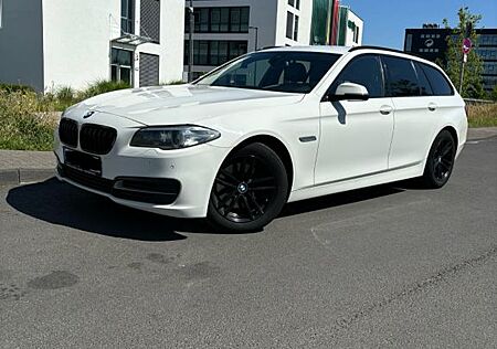 BMW 520d / Volleder / Facelift / 8-fach bereift