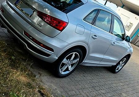 Audi Q3 2.0 TDI quattro S tronic 135kW sport sport