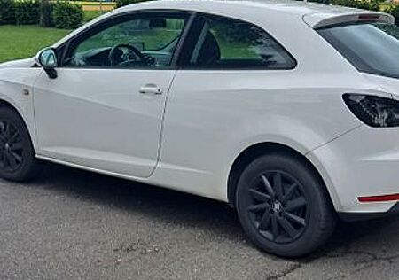 Seat Ibiza 1.4 16V Style Salsa SC Style Salsa