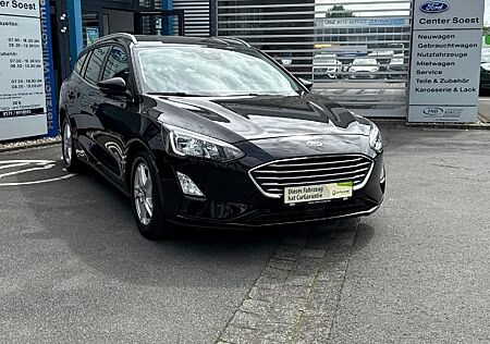 Ford Focus Turnier Cool&Connect LED DAB NAVI LANEASSI