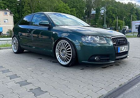 Audi A3 2.0 FSI S line Sportpaket plus S line Spo...
