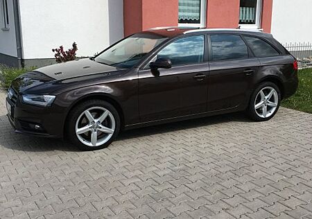 Audi A4 2.0 TDI 110kW clean d. Attraction Avant A...