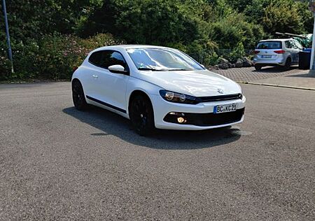 VW Scirocco Volkswagen 1.4 TSI 90kW -