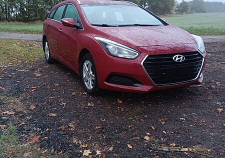 Hyundai i40 2017 | 1.7 Diesel | TÜV NEU | TOP