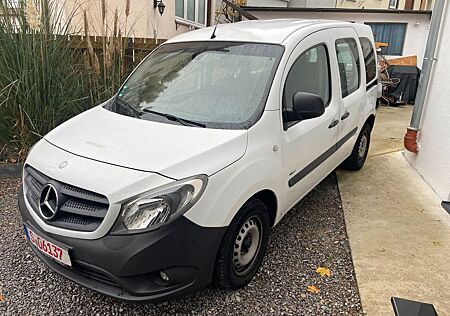 Mercedes-Benz Citan 108 CDI Rollstuhlgerecht Auffahrrampe