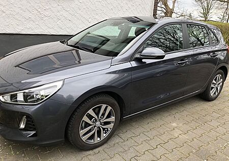 Hyundai i30 1.4 T-GDi Style DCT Style