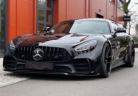 Mercedes-Benz AMG GT R Mercedes-AMG Black on Black/Facelift