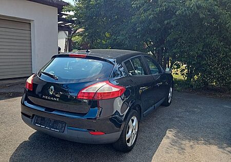 Renault Megane TomTom Edition 1.6 16V 100 TomTom Edition