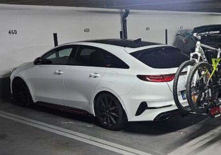 Kia Pro_ceed pro_cee'd / ProCeed 1.6 T-GDI DCT GT GT