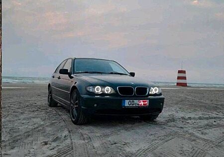 BMW 318i -