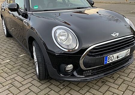 Mini One Clubman Navi Kyless PDC Tempomat