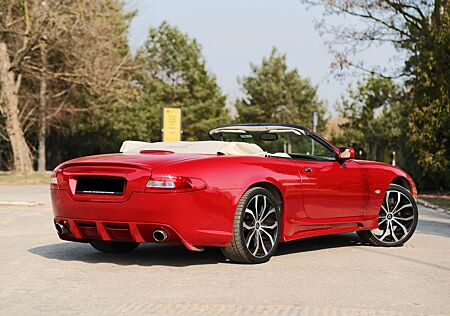 Jaguar XK8 Cabriolet -