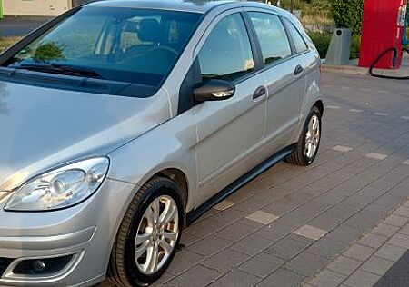 Mercedes-Benz B 180 CDI -