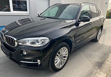 BMW X5 xDrive30d .Sport-Line.Panorama.Head-Up Displ