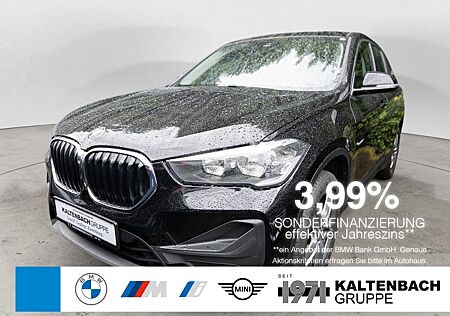 BMW X1 sDrive 18i Advantage FACEL. AHK NAVI SHZ PDC