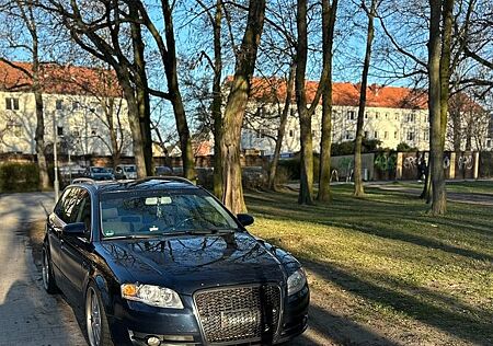 Audi A4 2.5 TDI Avant -