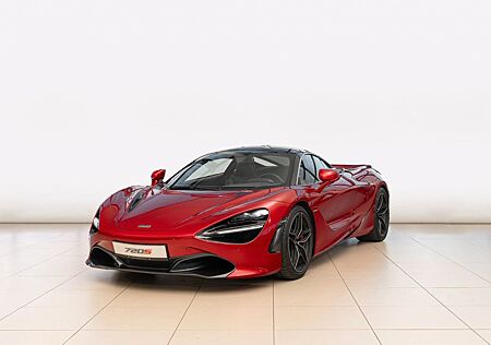 McLaren 720S Coupe - Luxury, Memphis Red, B&W