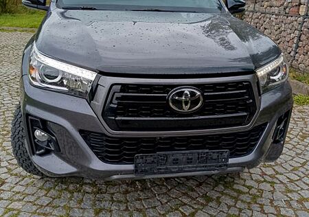 Toyota Hilux 2.4 Executive Aut. Leder