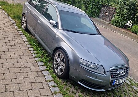 Audi S6 5.2 tiptronic quattro Avant -