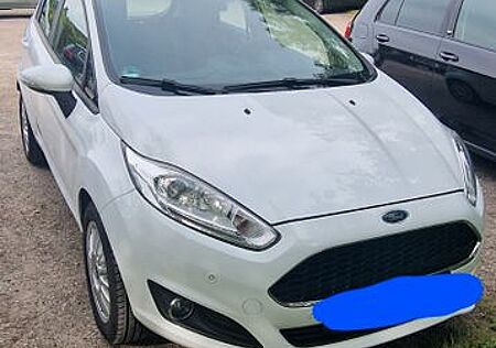 Ford Fiesta 1,0 EcoBoost 74kW Celebration PowerSh...