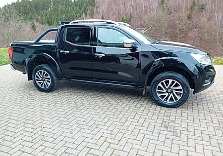 Nissan Navara NP300 N Tekna 4 x 4 Double Cab Automatik
