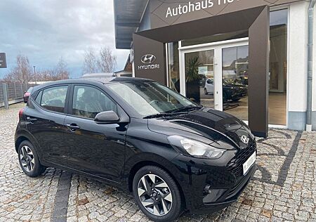 Hyundai i10 Trend 67PS *NAVI*KAMERA*KLIMA*PDC*DAB